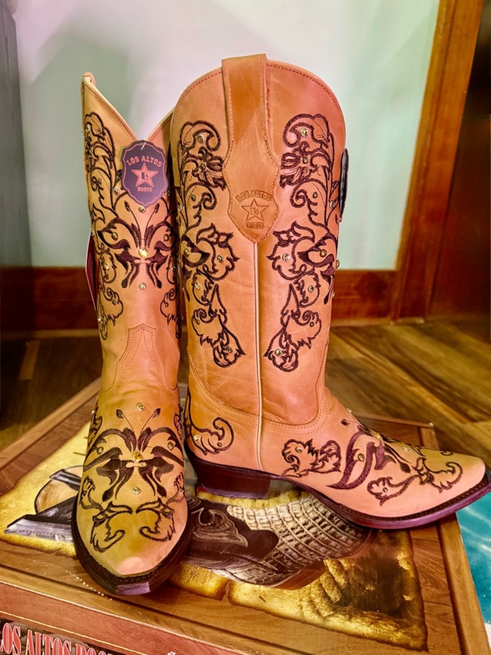 Los Altos Oryx/Tan Ladies Square Toe Boots - Size 9½